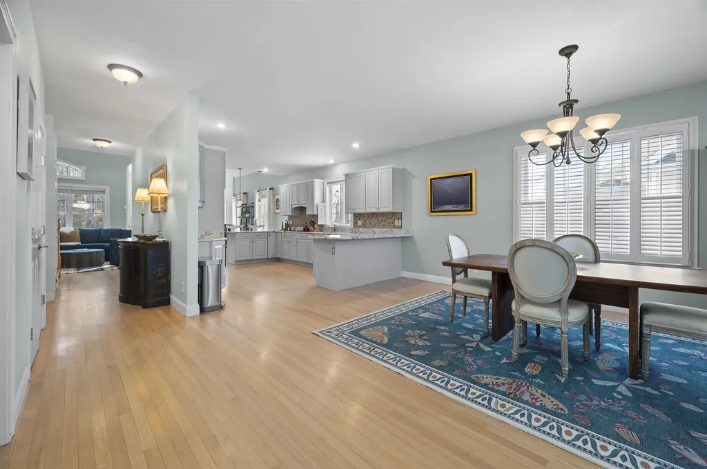 32 Tansy Avenue Stratham NH 03885