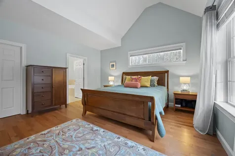 32 Tansy Avenue Stratham NH 03885