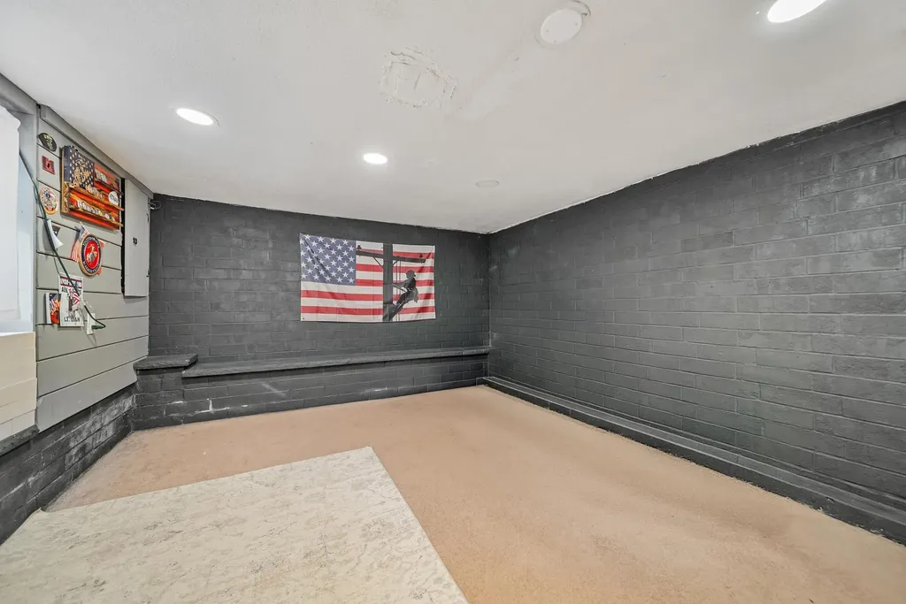 398 N Main Street Salem NH 03079