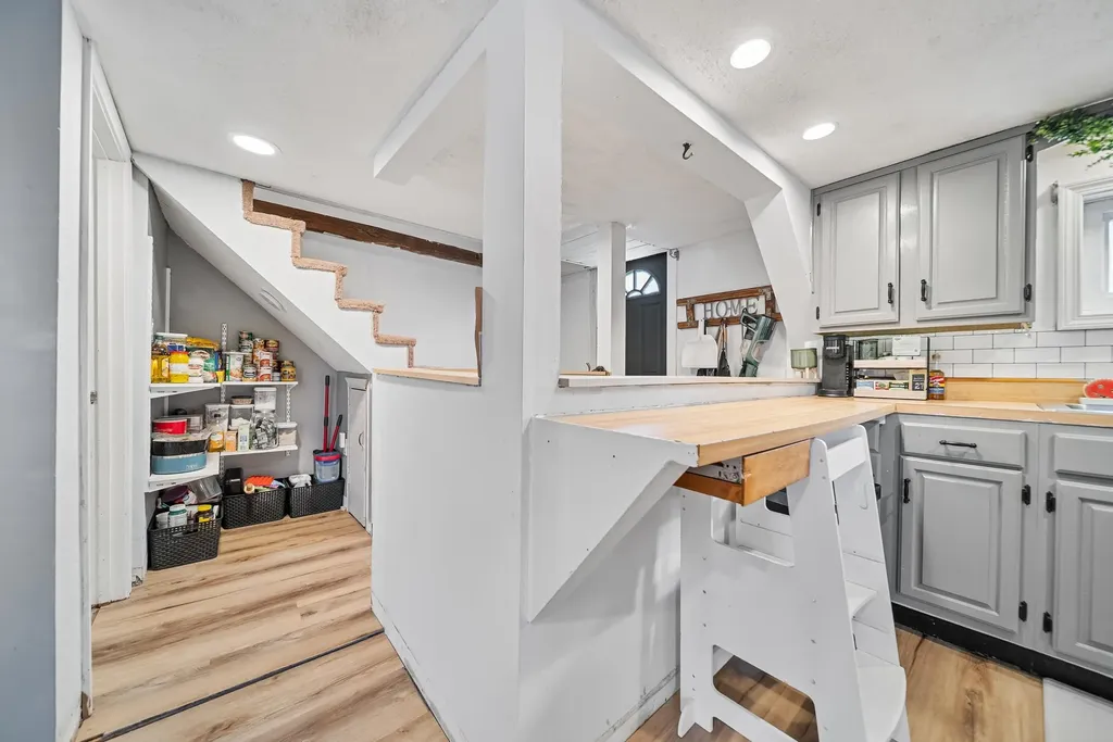 398 N Main Street Salem NH 03079