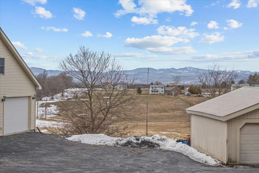 1976 Mountain Road Addison VT 05491