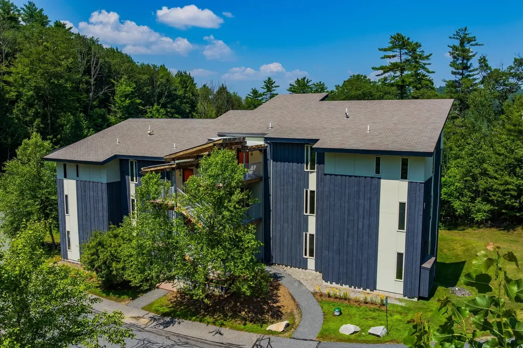 11 Gile Drive Hanover NH 03755