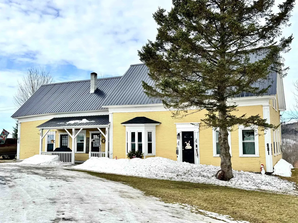 881 South Hill Road Stewartstown NH 03576