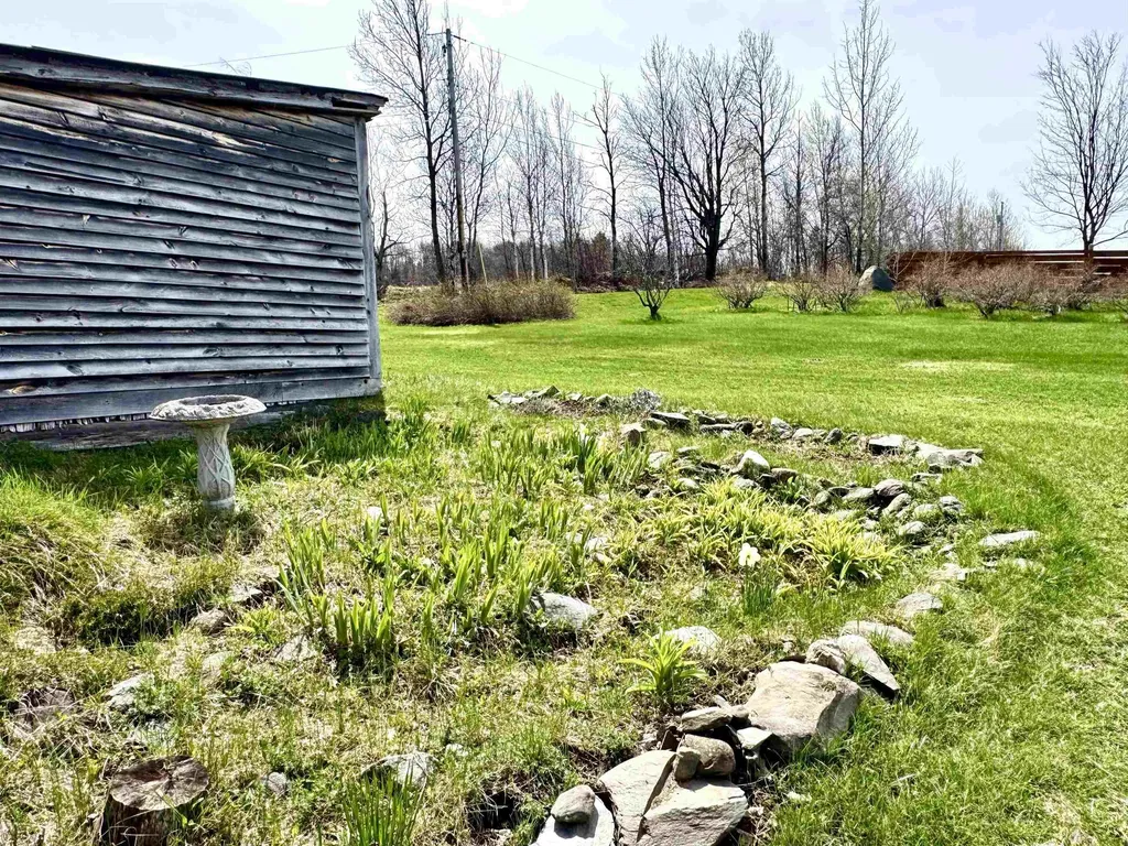 881 South Hill Road Stewartstown NH 03576