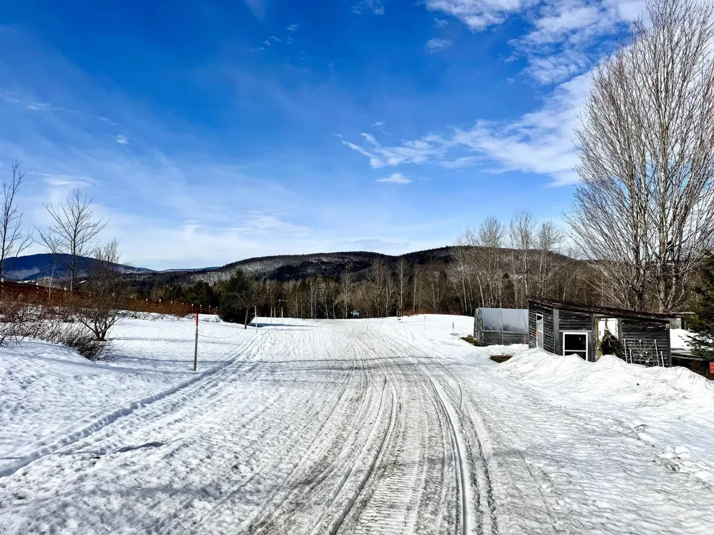 881 South Hill Road Stewartstown NH 03576