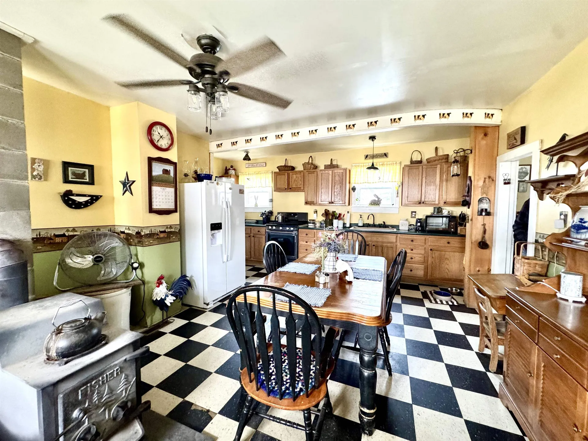 881 South Hill Road Stewartstown NH 03576