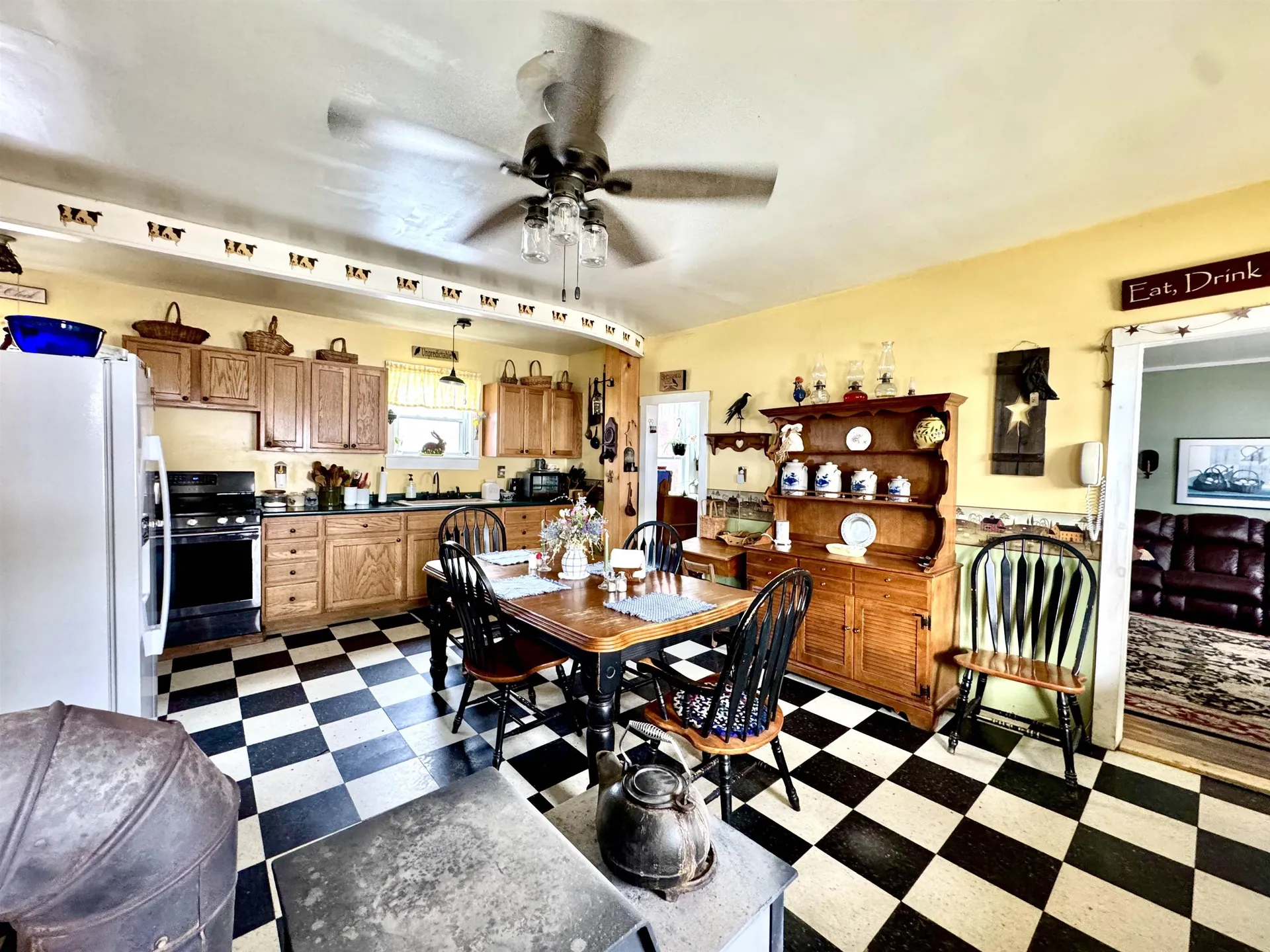 881 South Hill Road Stewartstown NH 03576