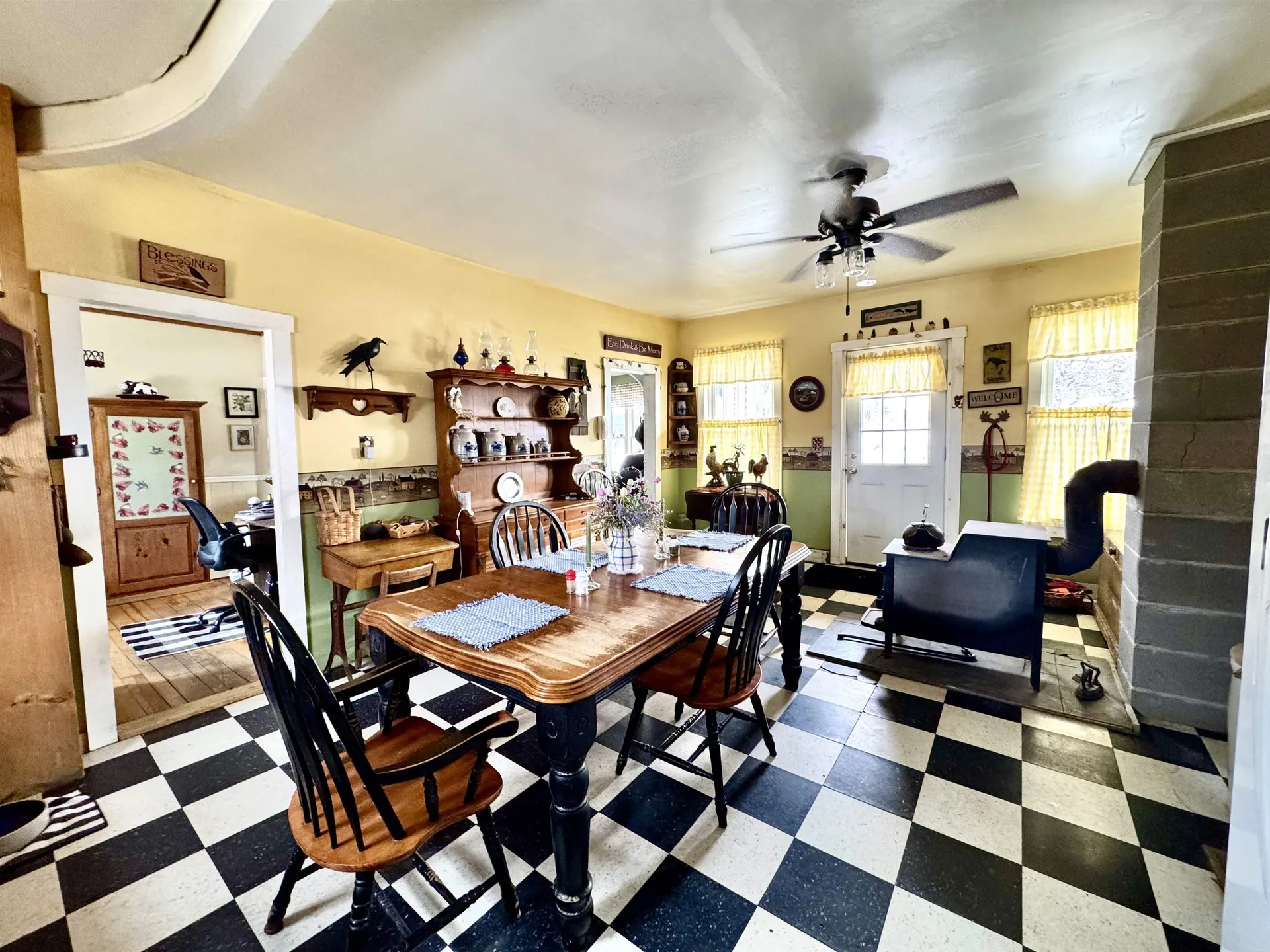 881 South Hill Road Stewartstown NH 03576