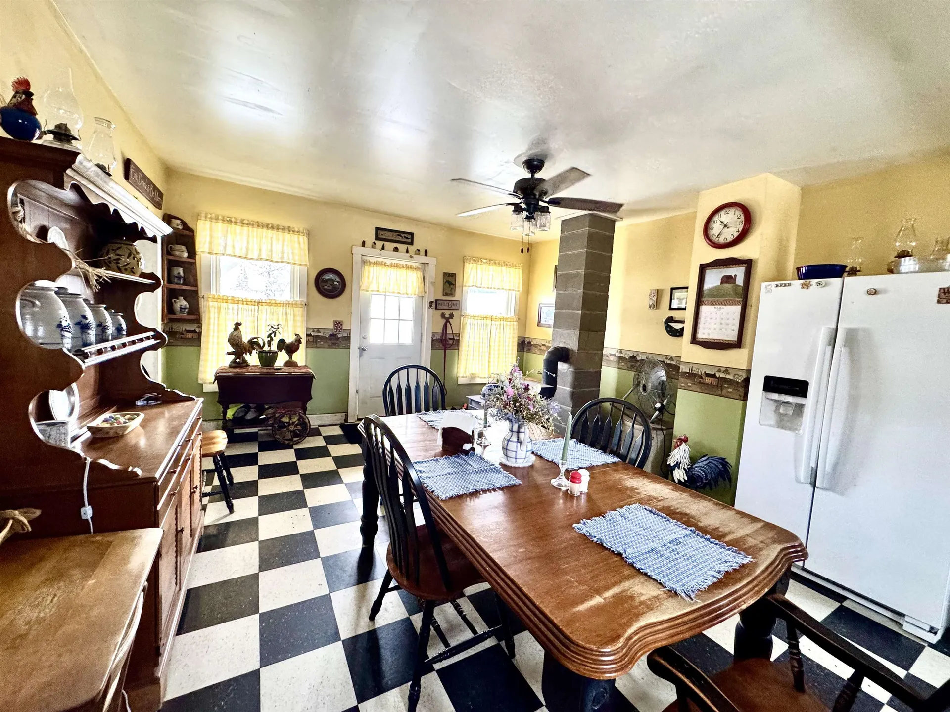 881 South Hill Road Stewartstown NH 03576