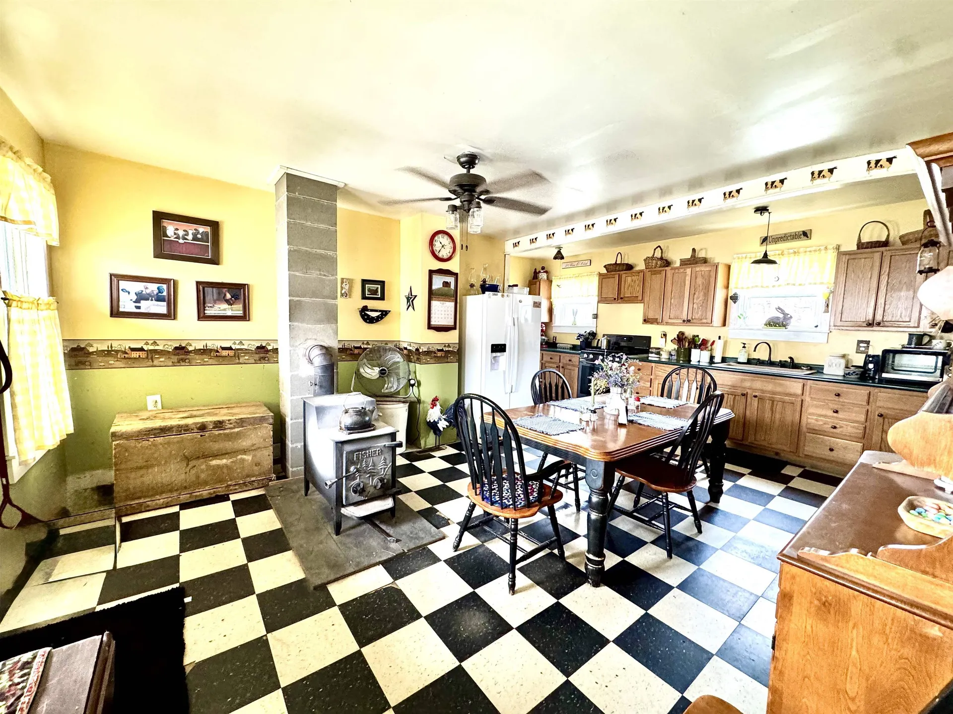 881 South Hill Road Stewartstown NH 03576