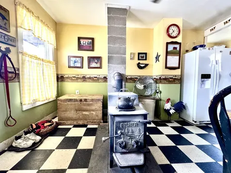 881 South Hill Road Stewartstown NH 03576