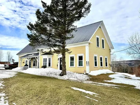 881 South Hill Road Stewartstown NH 03576