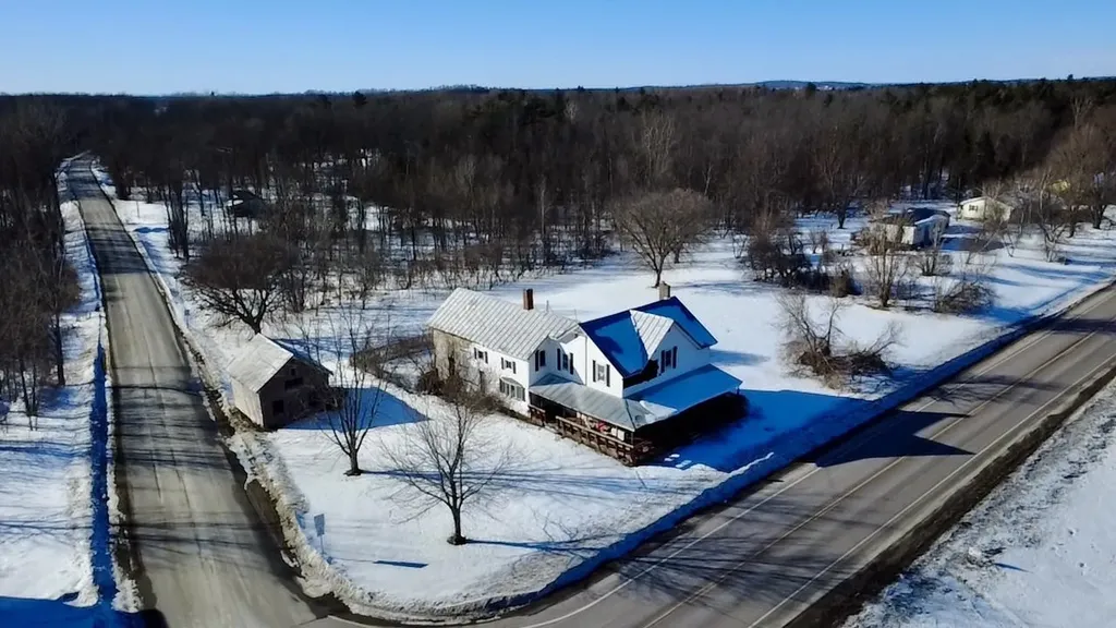 2087 Vt Route 105 Swanton VT 05488
