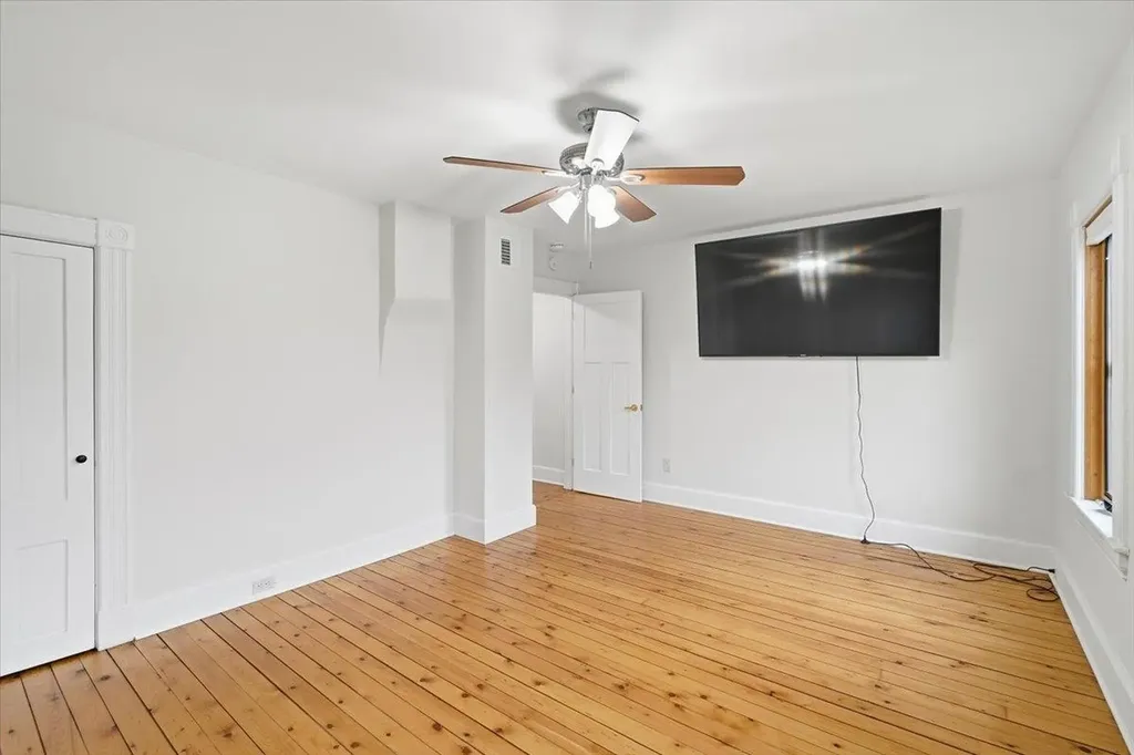 241 Loomis Street Burlington VT 05401