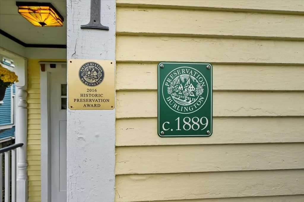 241 Loomis Street Burlington VT 05401