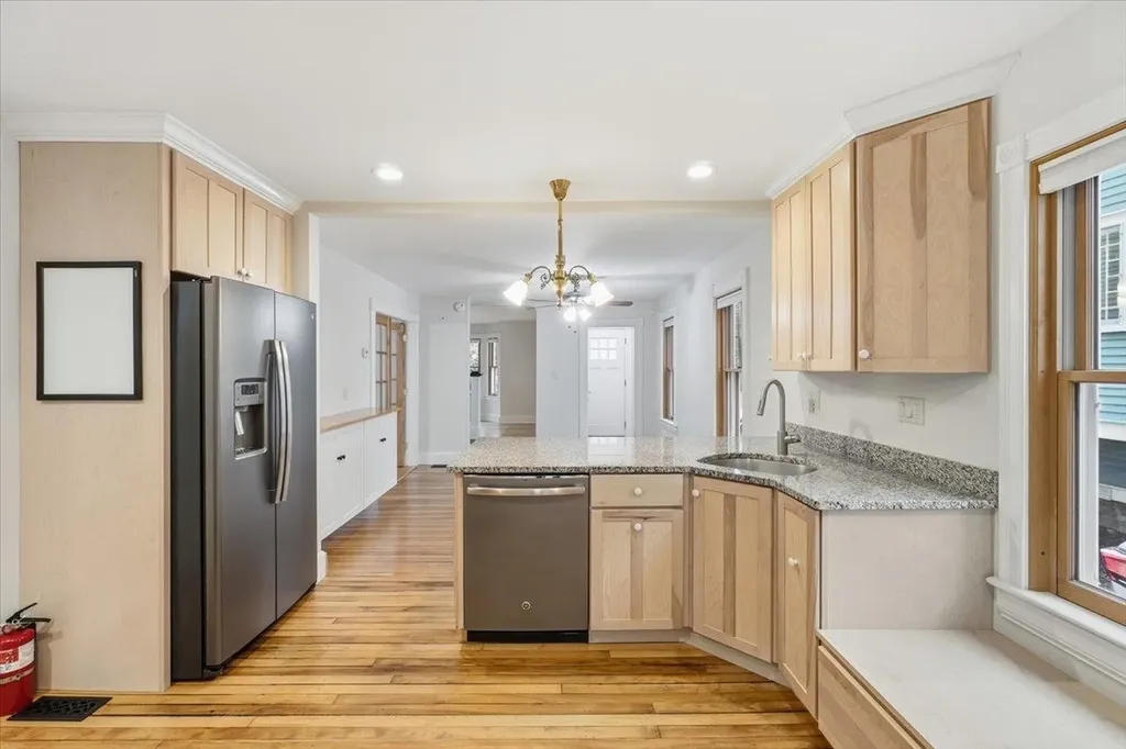 241 Loomis Street Burlington VT 05401