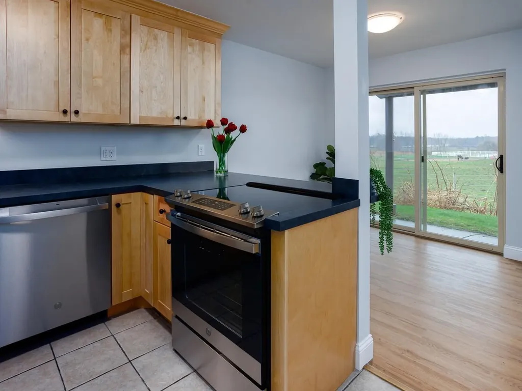 92 Quarry Hill Road South Burlington VT 05403
