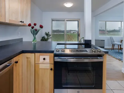 92 Quarry Hill Road South Burlington VT 05403