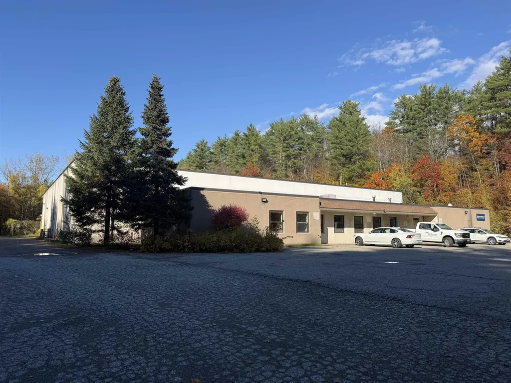 917 Us Route 5 Dummerston VT 05301