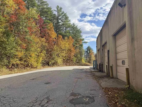 917 Us Route 5 Dummerston VT 05301