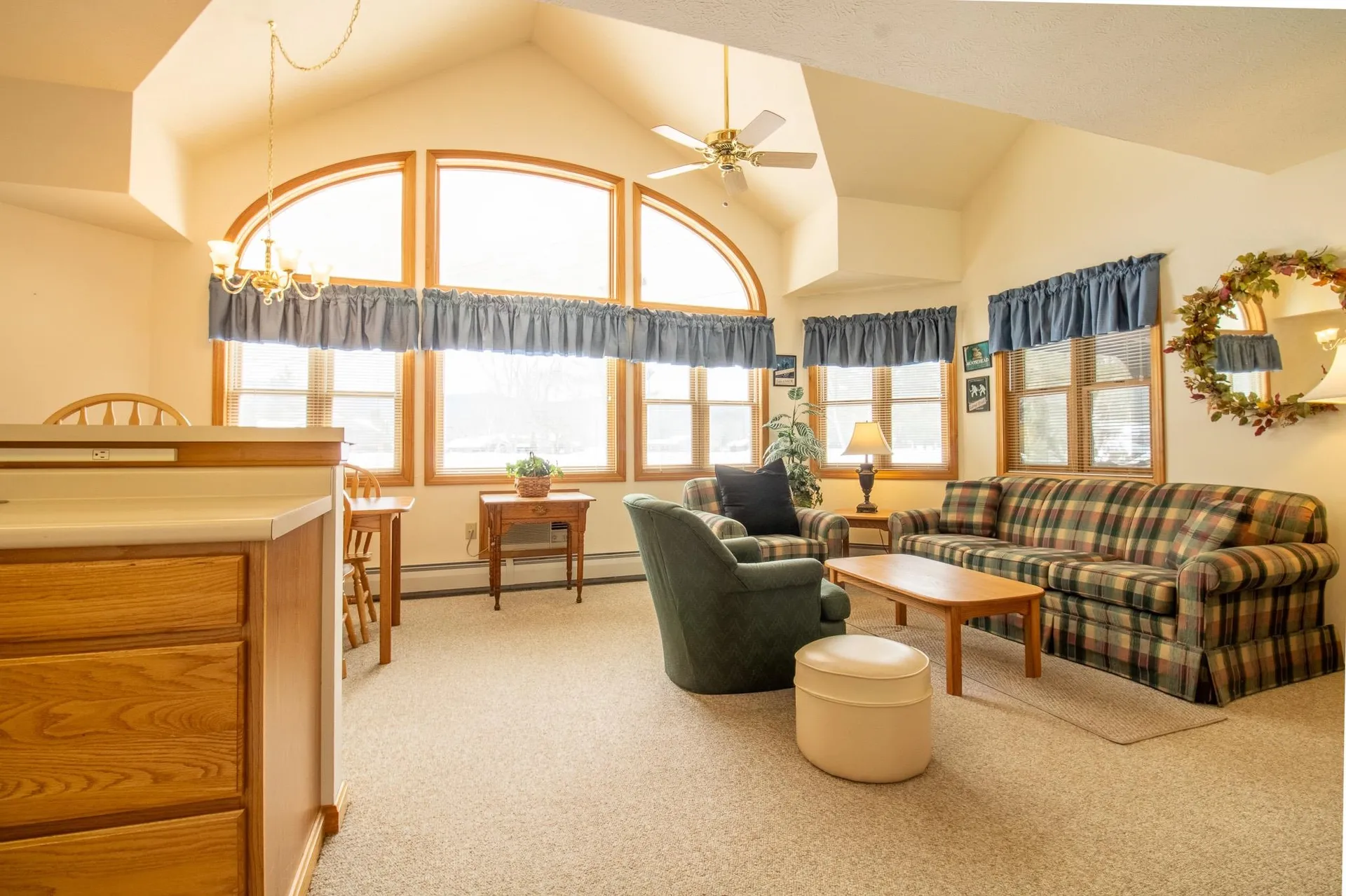 1646 Daniel Webster Highway Woodstock NH 03293