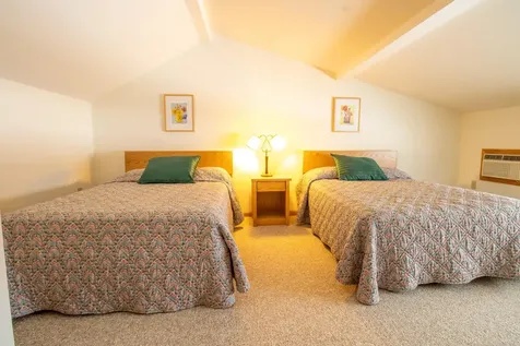 1646 Daniel Webster Highway Woodstock NH 03293
