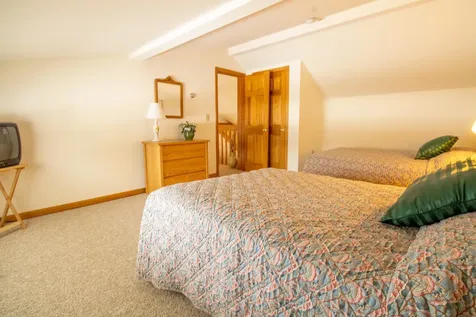 1646 Daniel Webster Highway Woodstock NH 03293