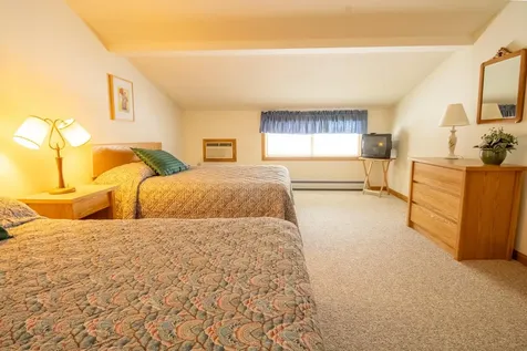 1646 Daniel Webster Highway Woodstock NH 03293
