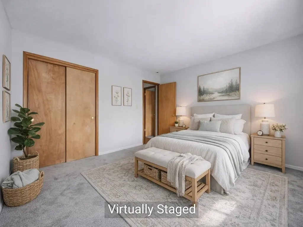16 Bayberry Lane South Burlington VT 05403