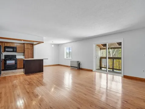 16 Bayberry Lane South Burlington VT 05403
