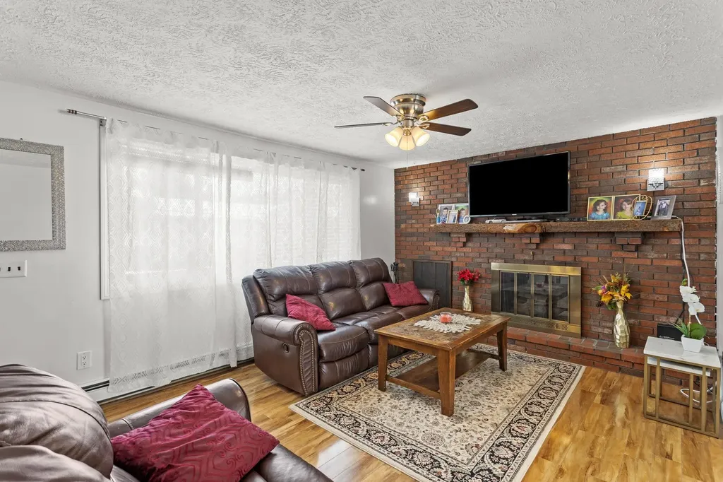 109 Weston Road Manchester NH 03103