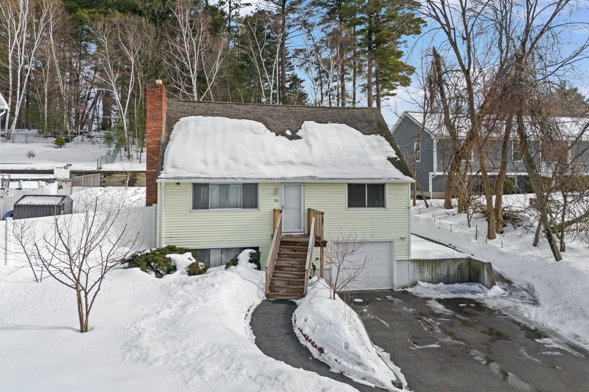 109 Weston Road Manchester NH 03103