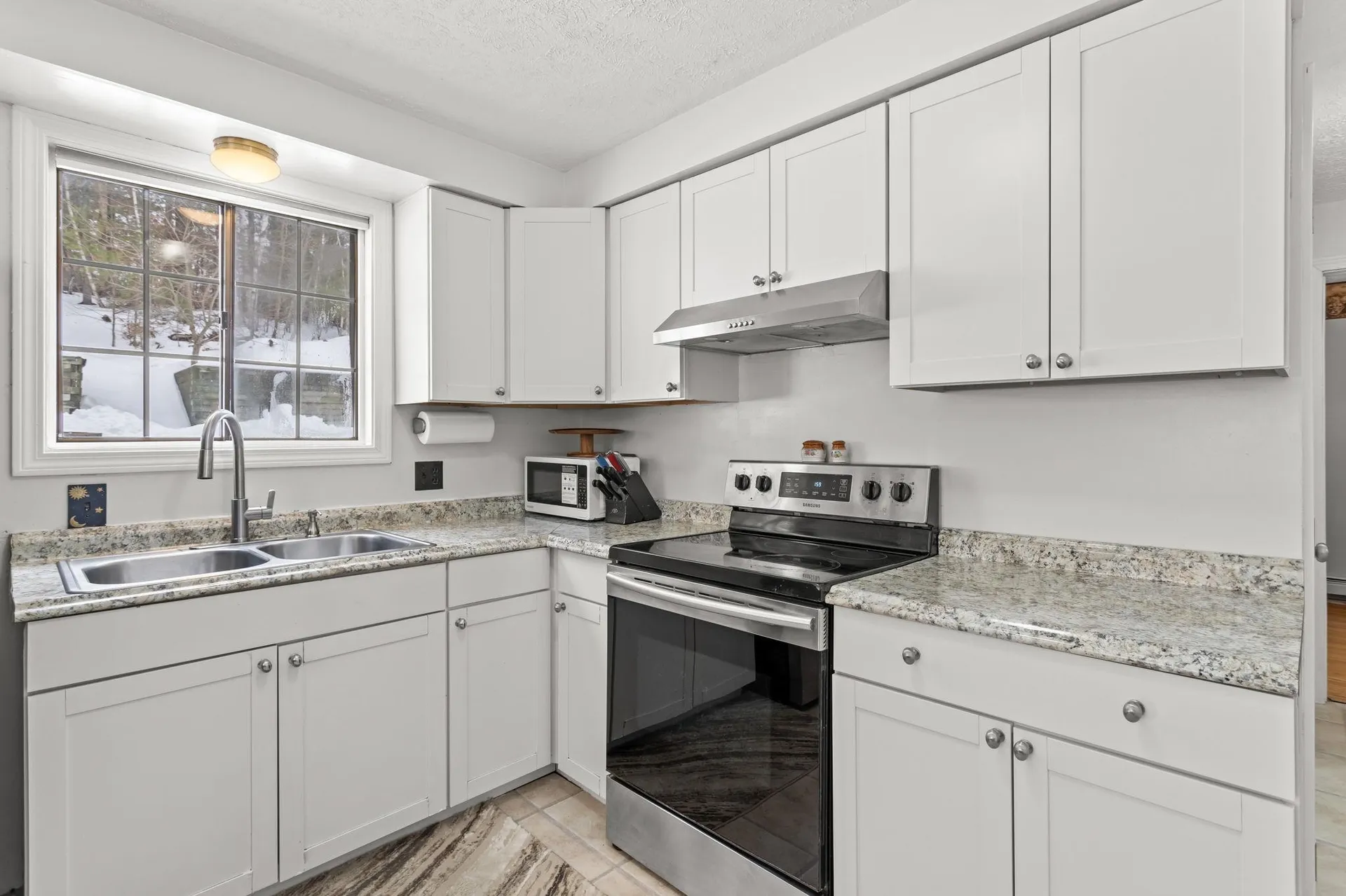 109 Weston Road Manchester NH 03103