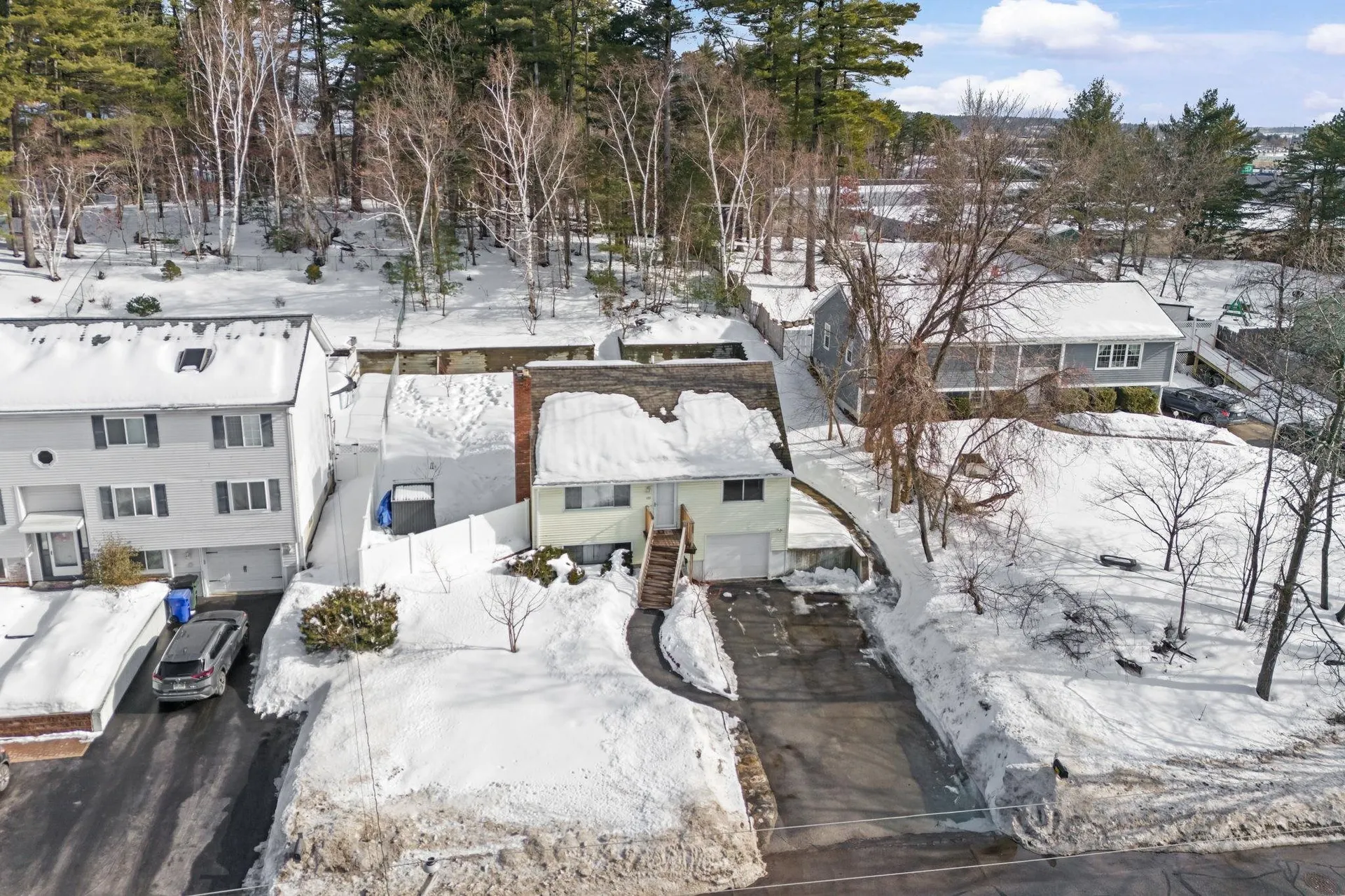 109 Weston Road Manchester NH 03103