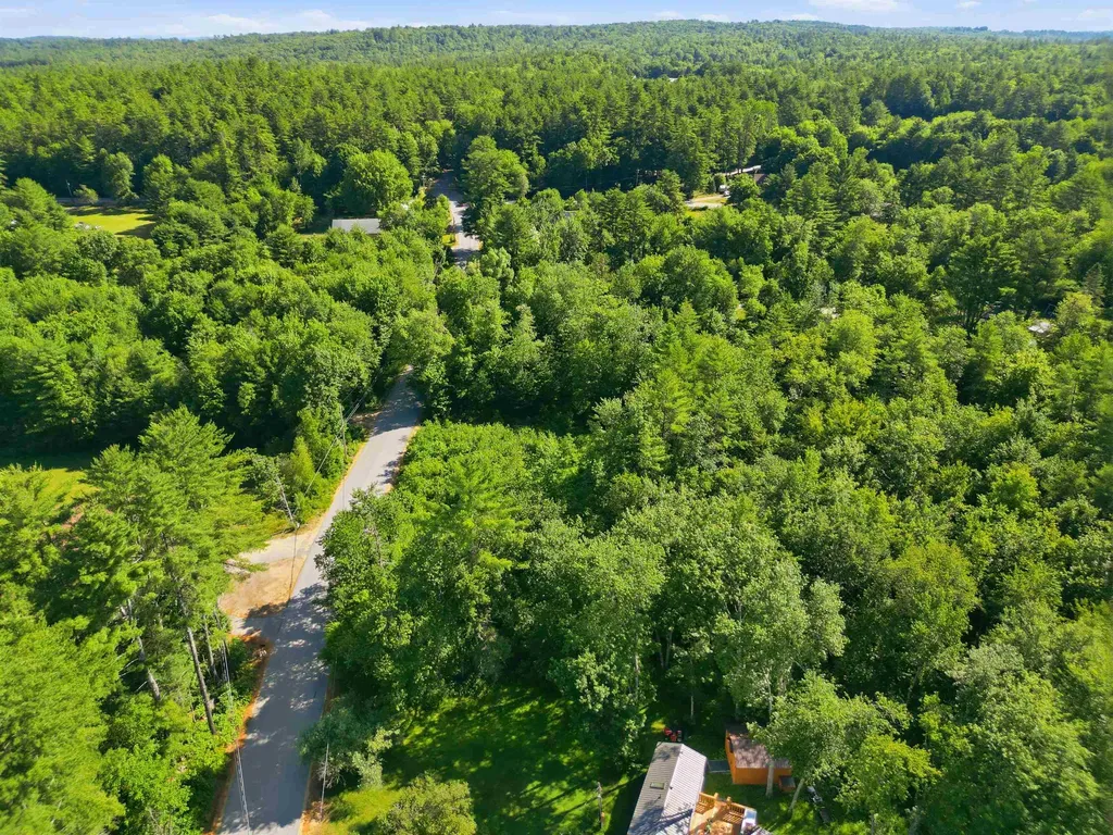 Ricker Road Loudon NH 03307