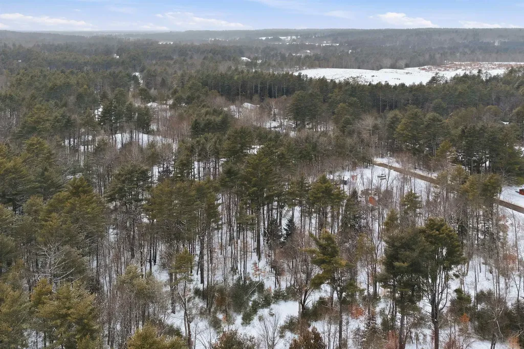 Ricker Road Loudon NH 03307