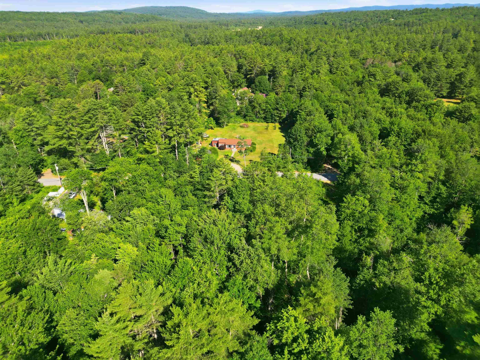 Ricker Road Loudon NH 03307