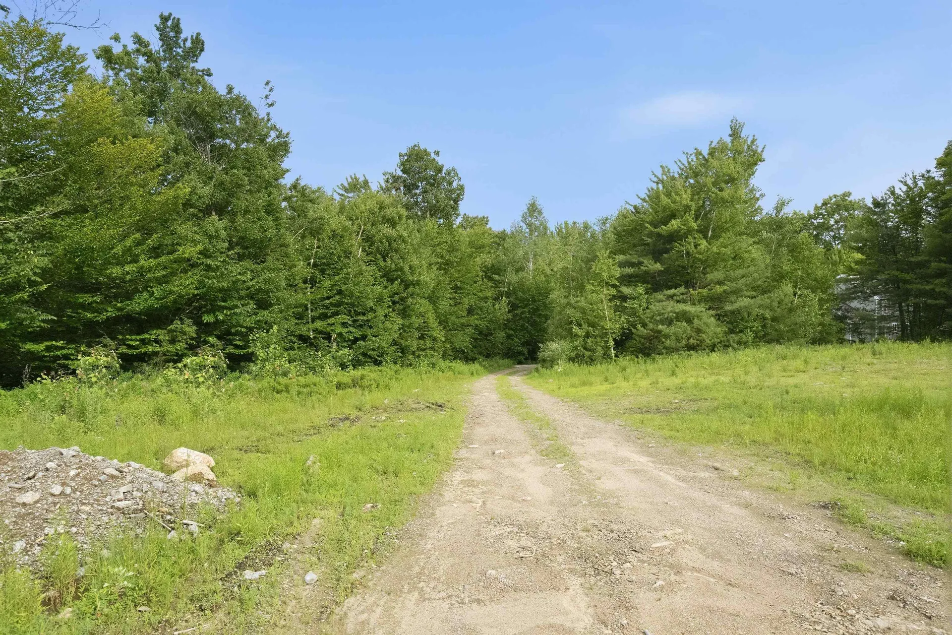 33 Marcia Ann Way Laconia NH 03246