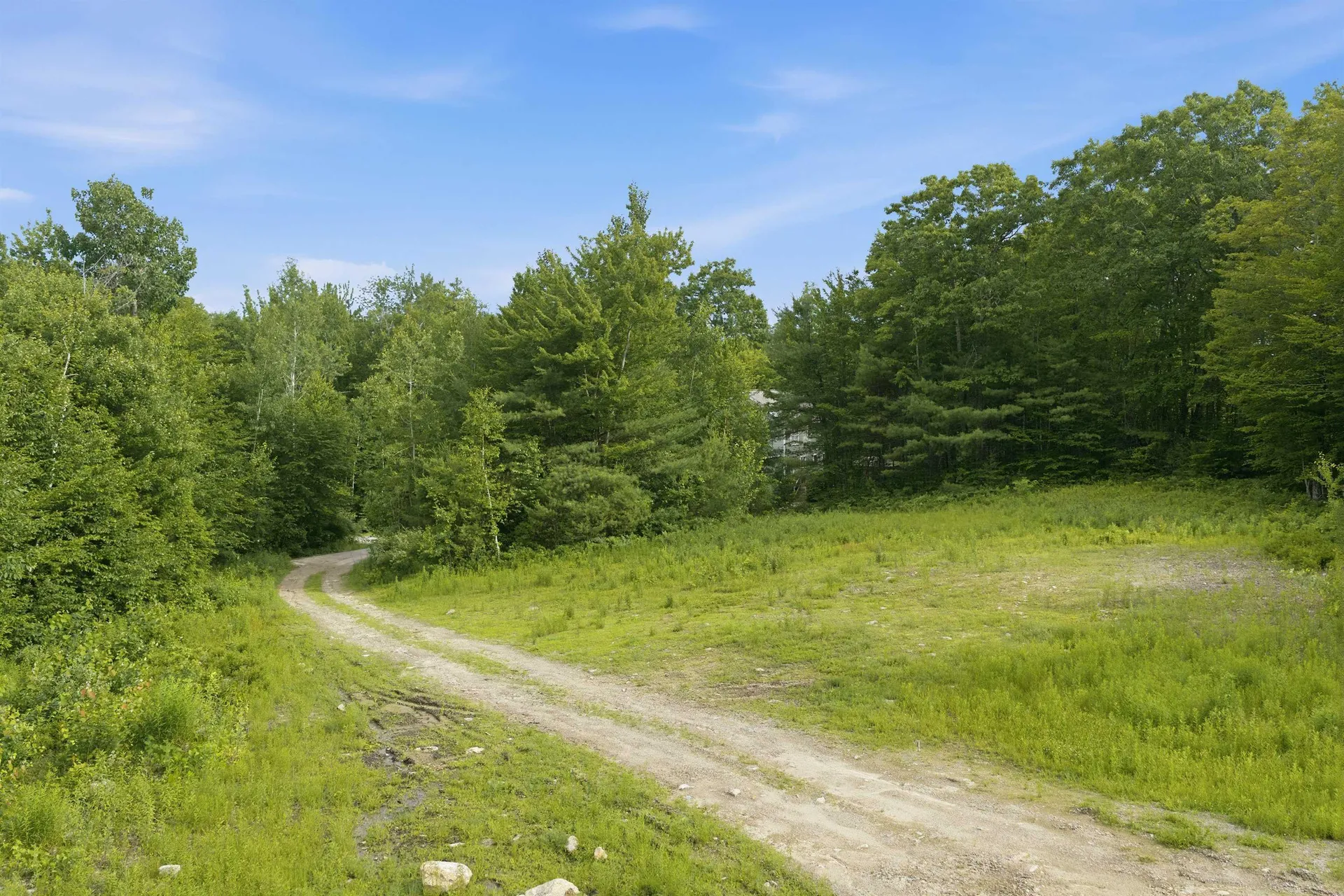33 Marcia Ann Way Laconia NH 03246
