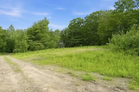 33 Marcia Ann Way Laconia NH 03246