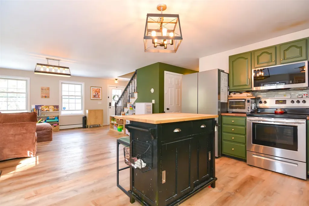 185 Berry River Road Barrington NH 03825