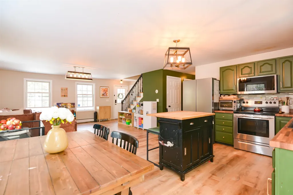 185 Berry River Road Barrington NH 03825