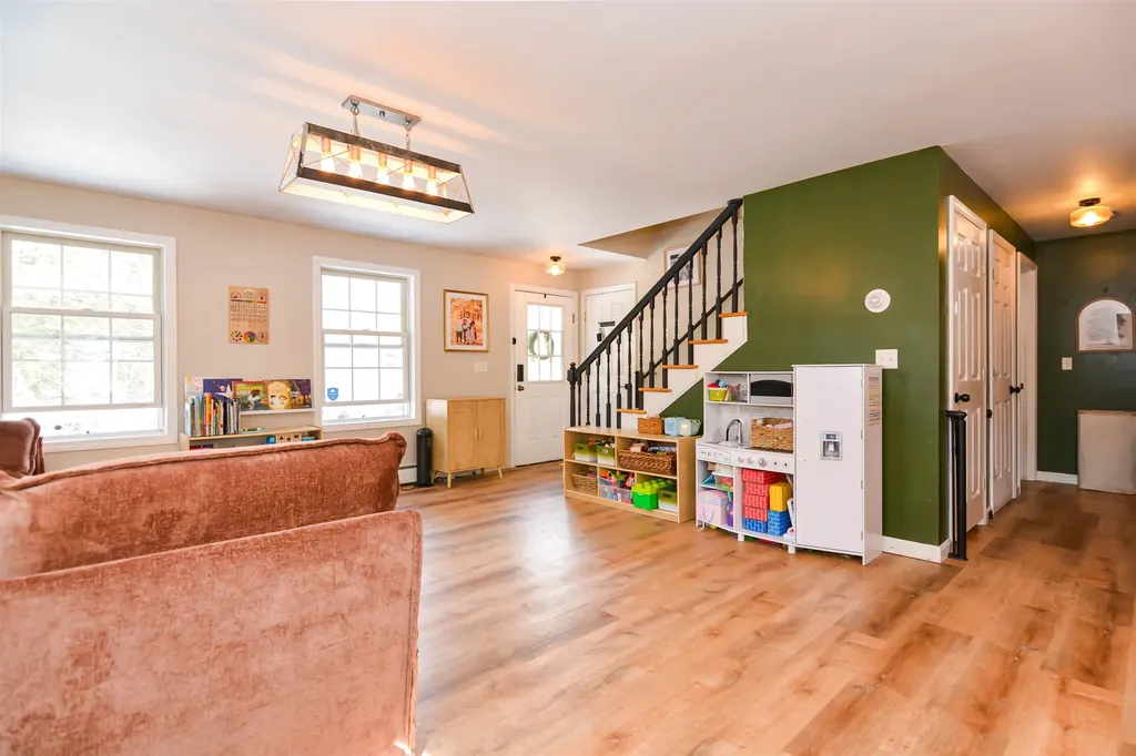 185 Berry River Road Barrington NH 03825