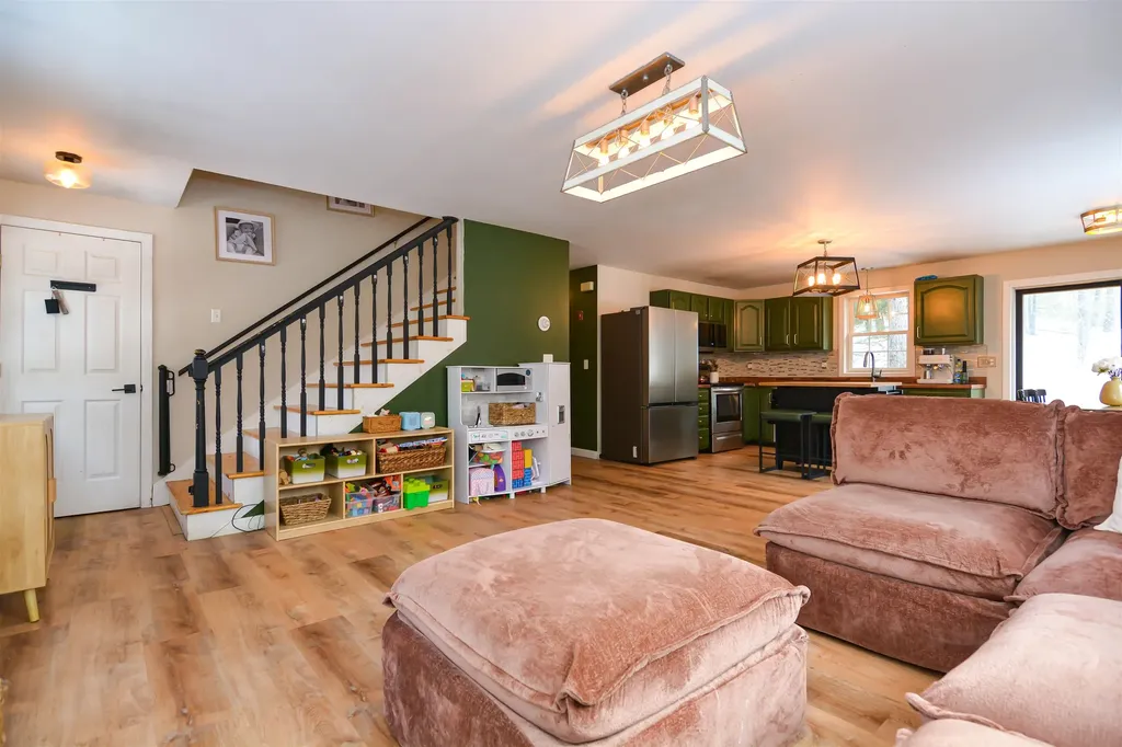 185 Berry River Road Barrington NH 03825