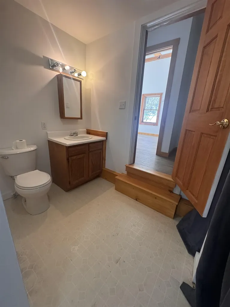64 Hillside Road Warren VT 05674