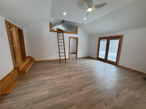 64 Hillside Road Warren VT 05674