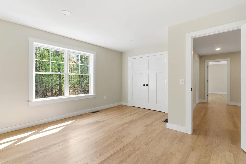 23 Bessie Leavitt Lane New Boston NH 03070