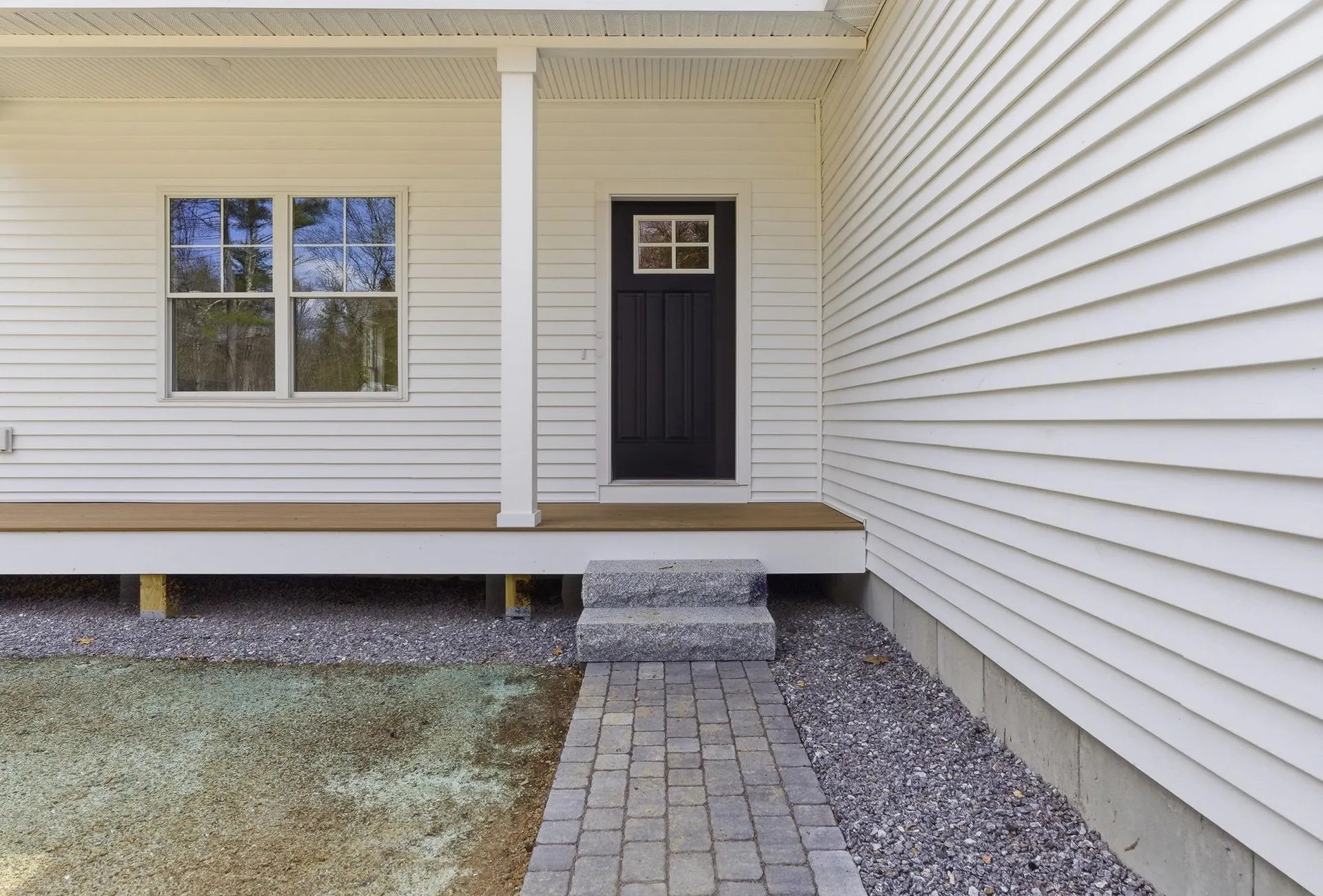 23 Bessie Leavitt Lane New Boston NH 03070