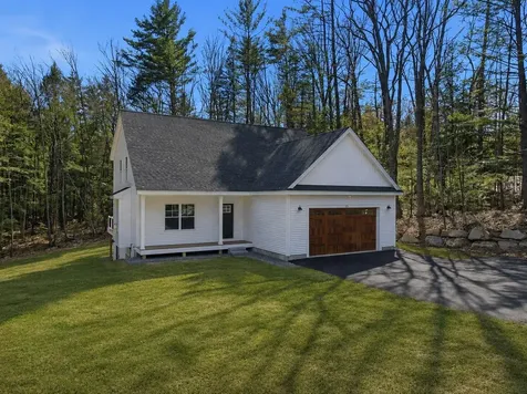 23 Bessie Leavitt Lane New Boston NH 03070