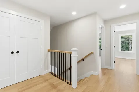 23 Bessie Leavitt Lane New Boston NH 03070
